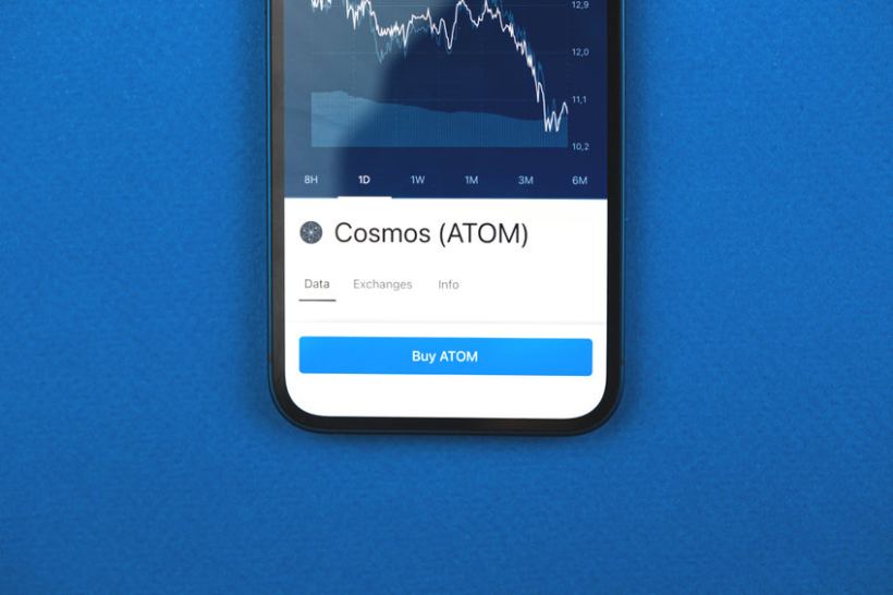 cosmos-(atom)-remains-above-the-crucial-support-zone-and-could-surge-18%-in-the-coming-days